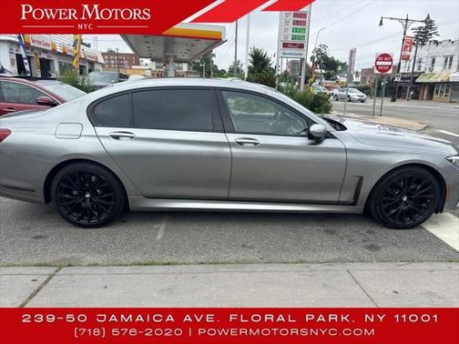 2021 BMW 750 i xDrive