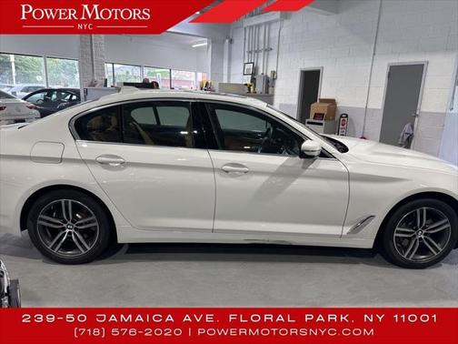 2022 BMW 530 i xDrive