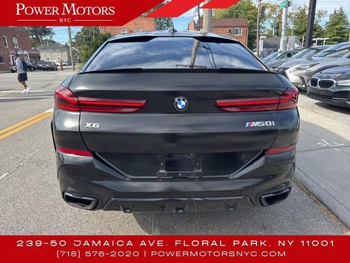 2022 BMW X6 M50i