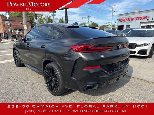 2022 BMW X6 M50i