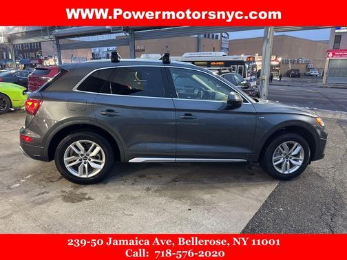 2022 Audi Q5 45 S line quattro Premium