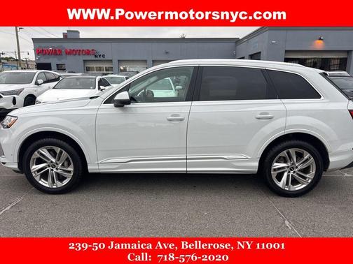 2023 Audi Q7 55 Premium Plus