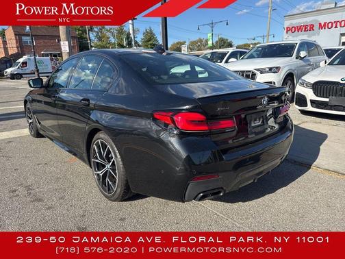 2022 BMW M550 i xDrive