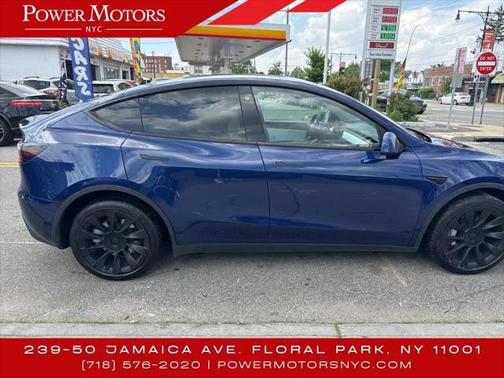 2022 Tesla Model Y Long Range Dual Motor All-Wheel Drive