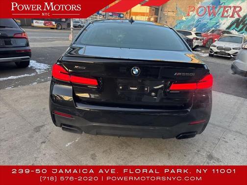 2022 BMW M550 i Xdrive