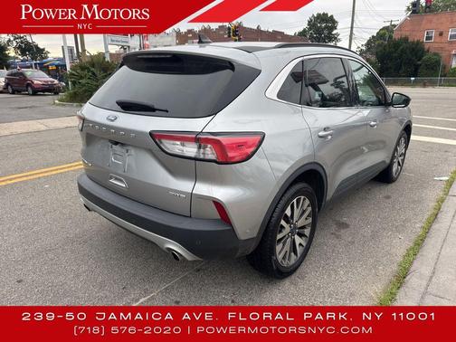 2021 Ford Escape Titanium