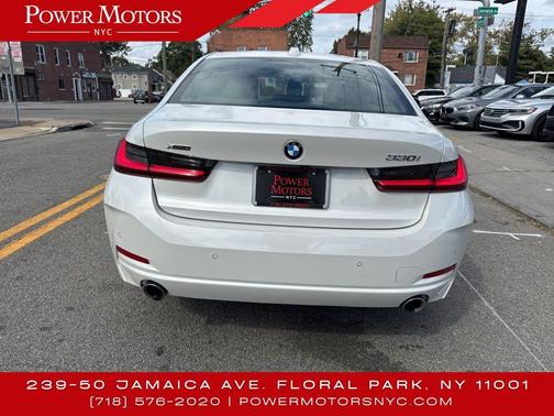 2024 BMW 330 i xDrive