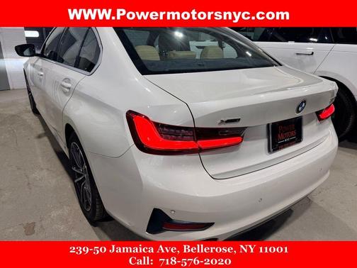 2019 BMW 330 i xDrive