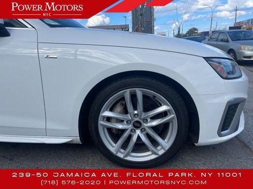 2022 Audi A4 45 S line Premium Plus