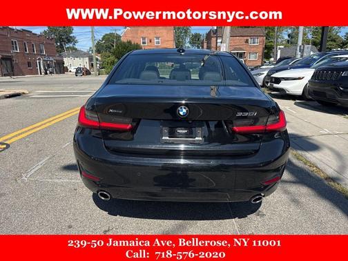 2021 BMW 330 i xDrive