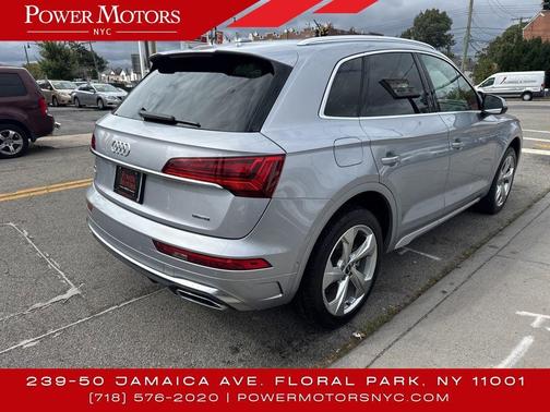 2022 Audi Q5 45 S line Prestige