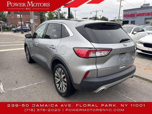 2021 Ford Escape Titanium