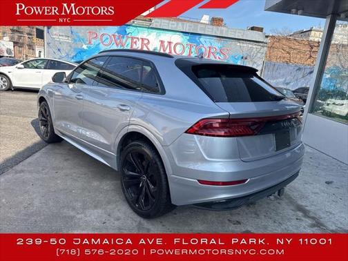 2021 Audi Q8 55 Premium Plus