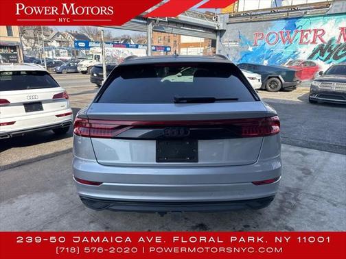 2021 Audi Q8 55 Premium Plus