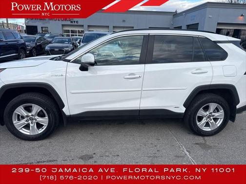 2021 Toyota RAV4 Hybrid XLE