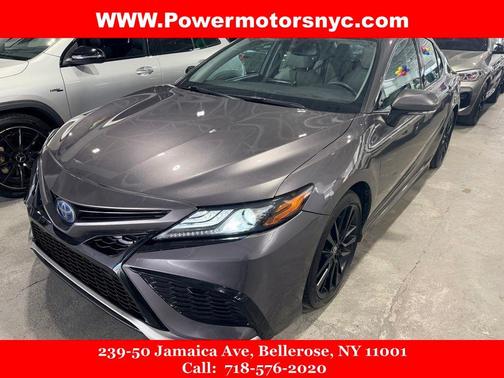 Predawn Gray Mica 2022 Toyota Camry Hybrid XSE