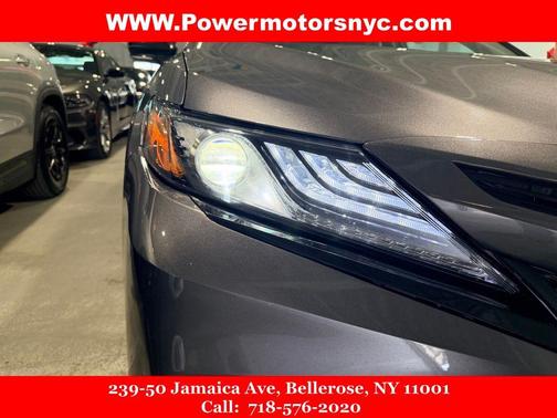Predawn Gray Mica 2022 Toyota Camry Hybrid XSE