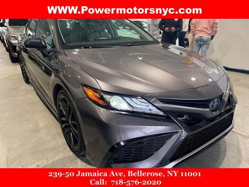 Predawn Gray Mica 2022 Toyota Camry Hybrid XSE