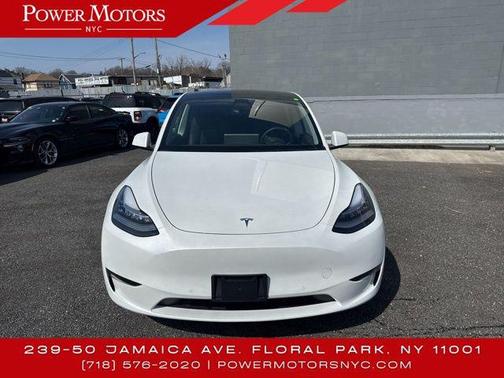 2022 Tesla Model Y Long Range Dual Motor All-Wheel Drive
