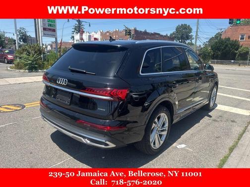 2023 Audi Q7 55 Premium Plus