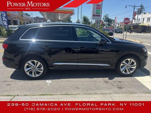 2023 Audi Q7 55 Premium Plus