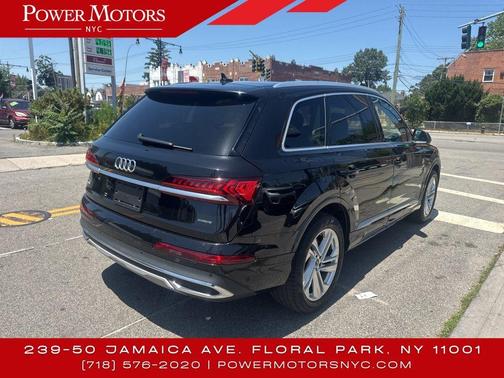 2023 Audi Q7 55 Premium Plus