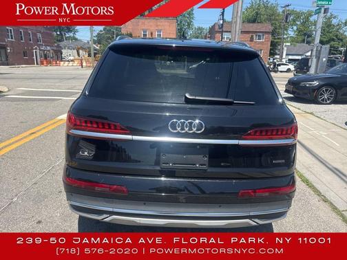 2023 Audi Q7 55 Premium Plus