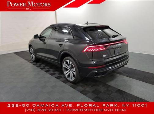 2022 Audi Q8 55 Prestige