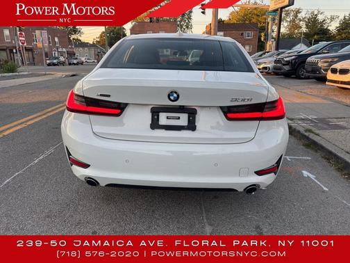 2021 BMW 330 xDrive