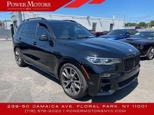 2021 BMW X7 M50i