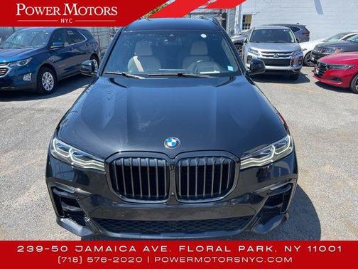 2021 BMW X7 M50i