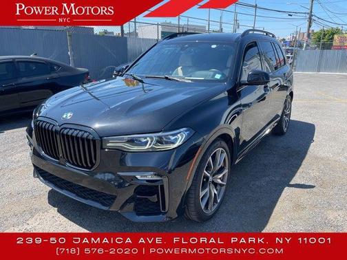 2021 BMW X7 M50i