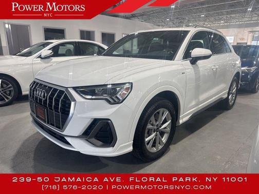 2023 Audi Q3 S line Premium