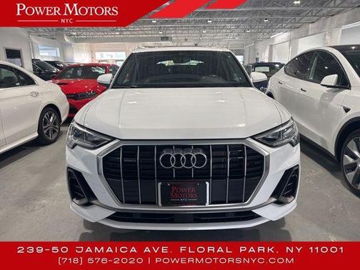 2023 Audi Q3 45 S line Premium