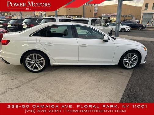 2022 Audi A4 45 S line Premium Plus