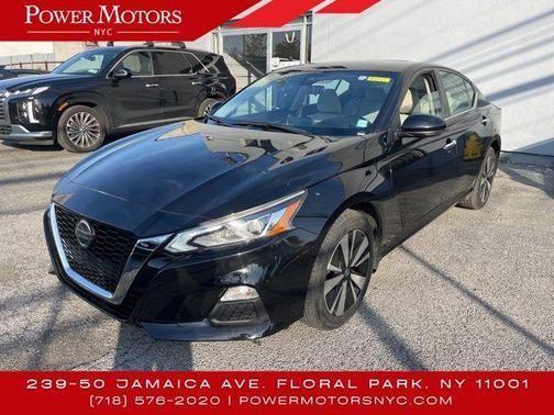 2021 Nissan Altima 2.5 SV
