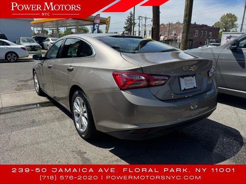 2022 Chevrolet Malibu FWD LT