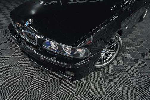 2003 BMW M5 Base