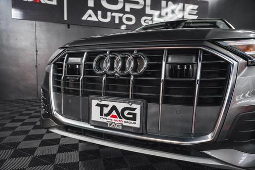 2022 Audi Q7 55 Premium Plus