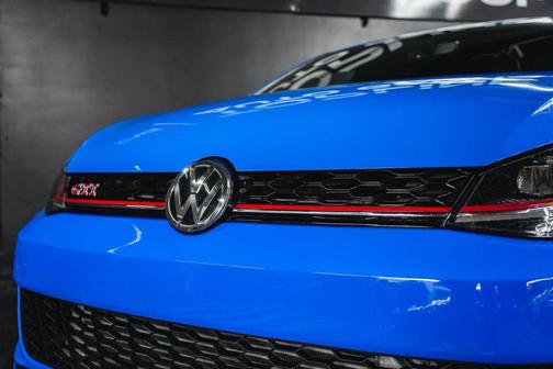 2019 Volkswagen Golf GTI 2.0T S 4-Door