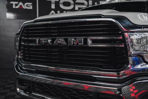 2021 RAM 2500 Big Horn Crew Cab 4x4 6'4' Box