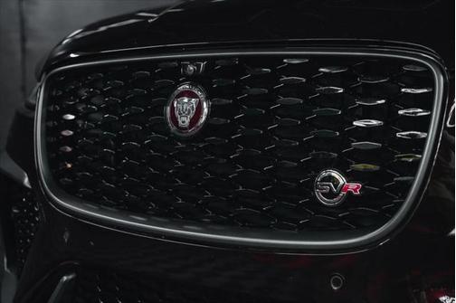 2021 Jaguar F-PACE SVR P550 AWD Automatic