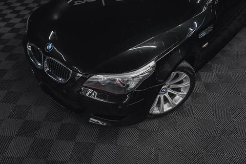 Black 2008 BMW M5 Base