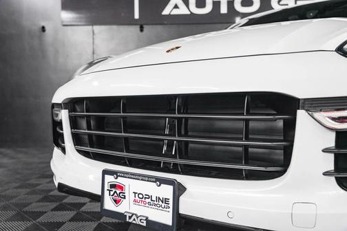 2015 Porsche Cayenne Turbo