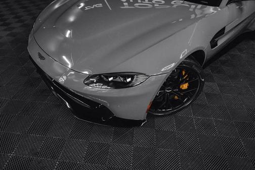 2021 Aston Martin Vantage Automatic
