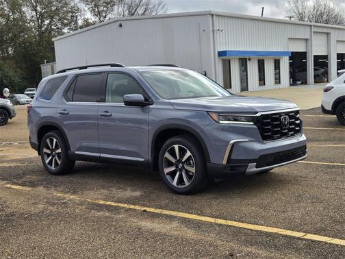 2025 Honda Pilot Touring 8-Passenger