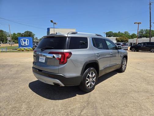 2023 GMC Acadia FWD SLT