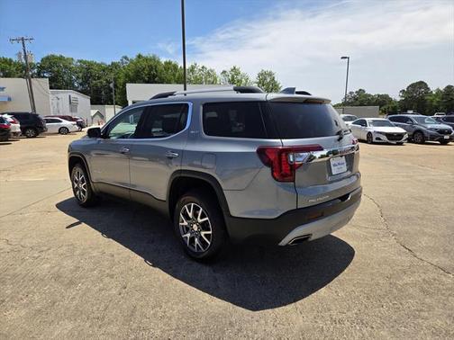 2023 GMC Acadia FWD SLT