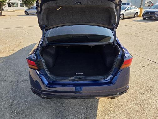2024 Nissan Altima SR FWD