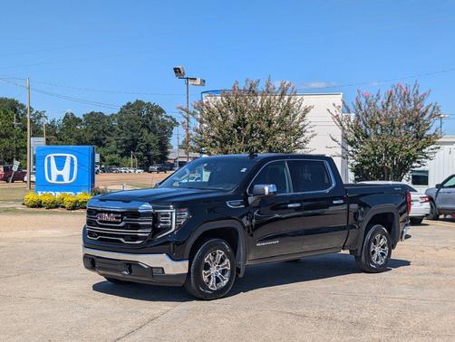 Onyx Black 2026 GMC Sierra 1500 SLT